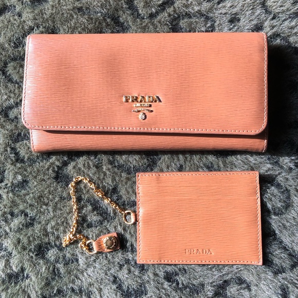 Auth PRADA long Vitello Wallet - Epi leather chestnut color w/ detachable ID tag - Picture 1 of 16